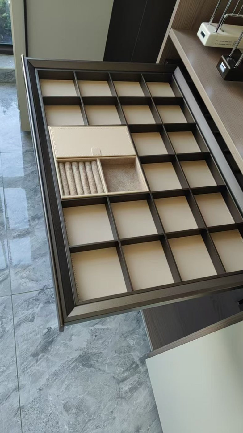 Accessory drawer